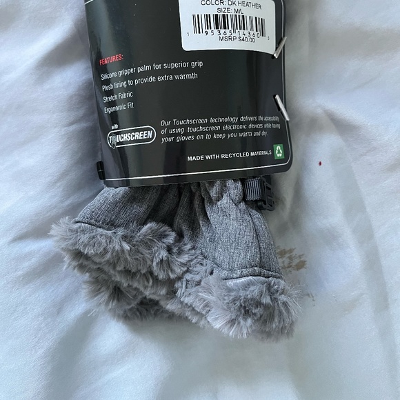 Soft Shell Gloves - Picture 3 of 3